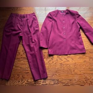 Chic Women's Maroon Pantsuit Set